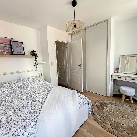 Appartement Avec Wifi En Centre-Ville - 2 Pers. - Fr-1-361-435 * Granville